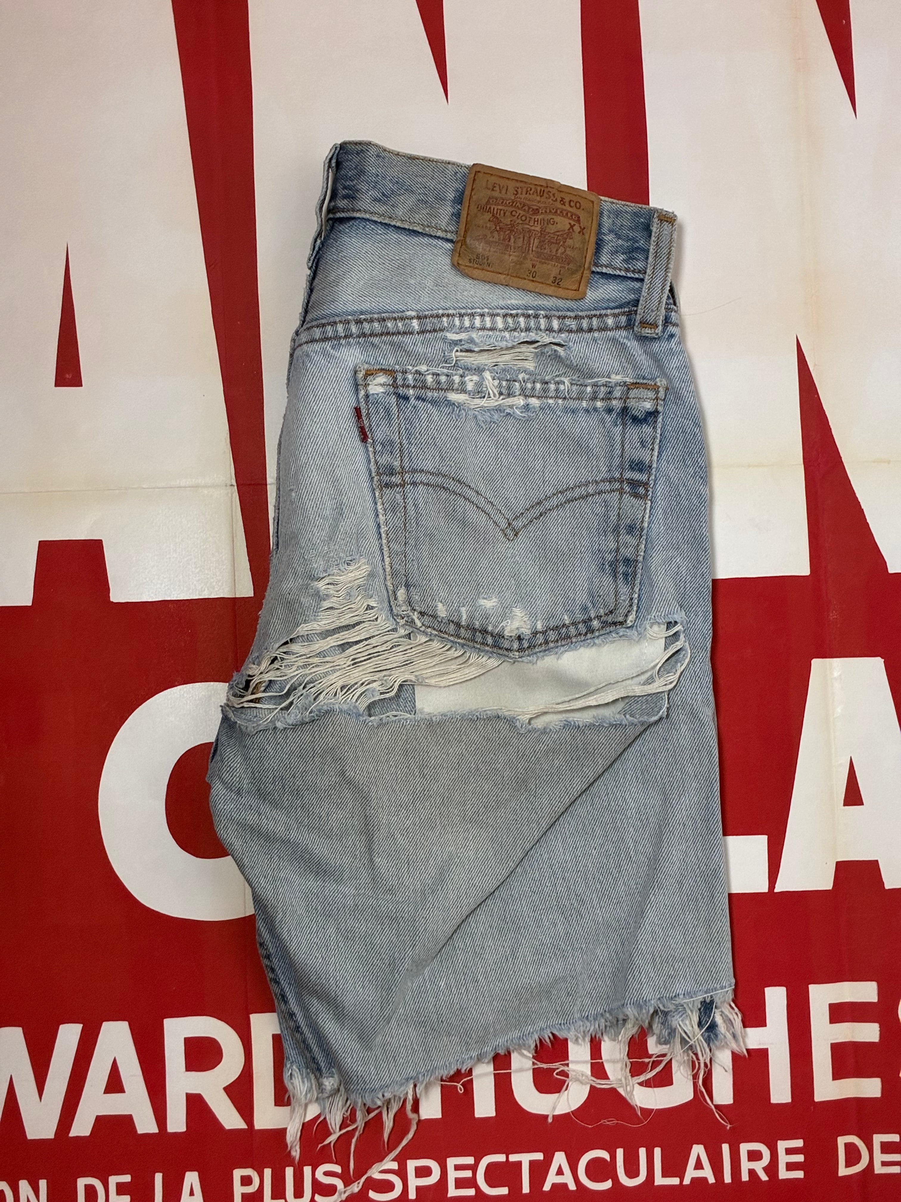 Levi's 501 Student USA Shorts February 1999 Size 28