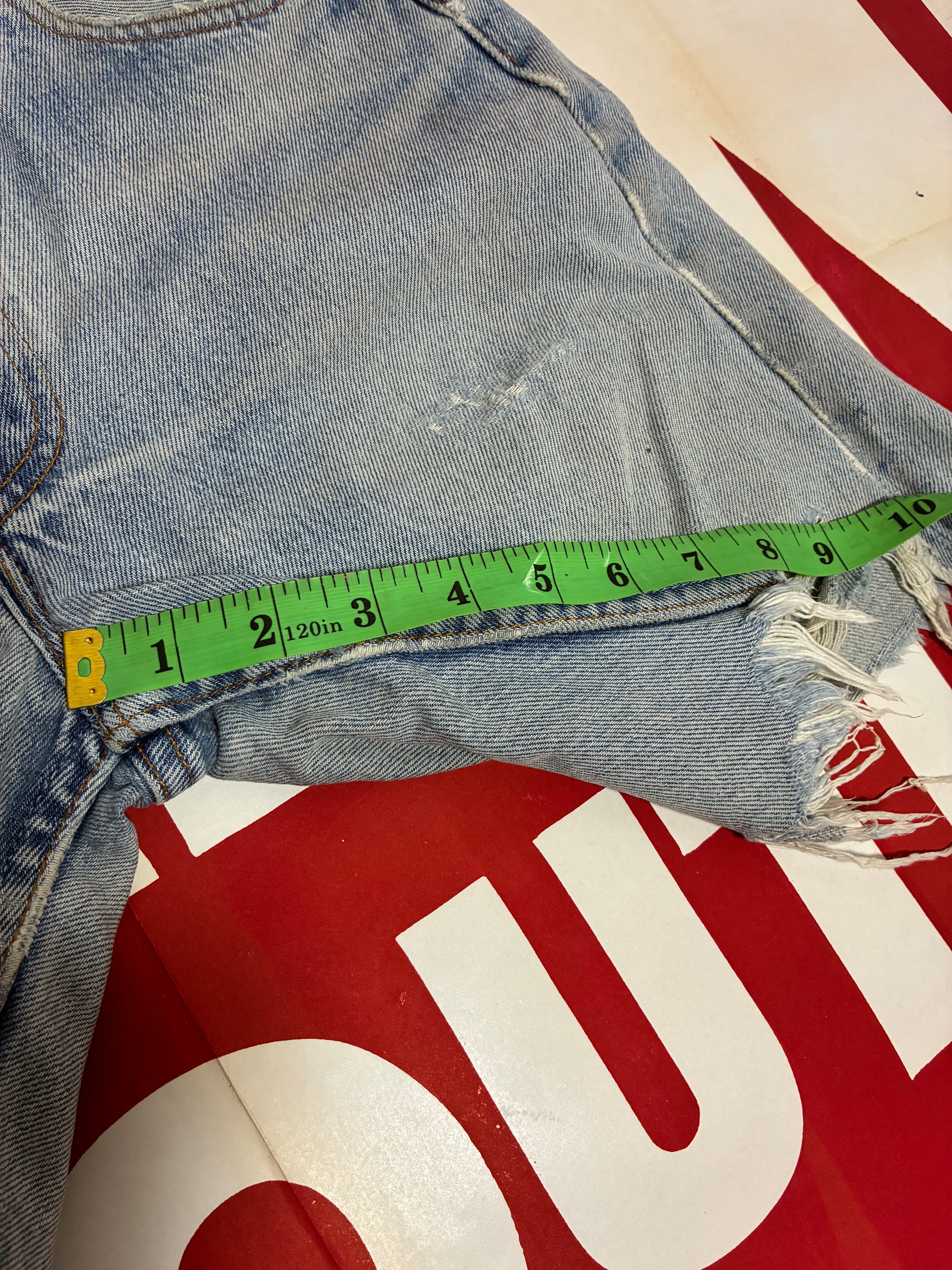 Levi's 501 Student USA Shorts February 1999 Size 28
