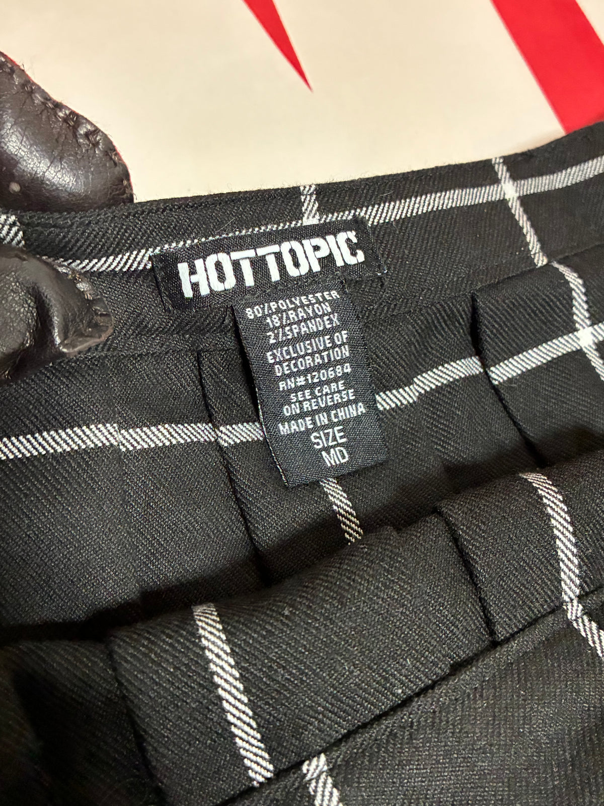 Hot Topic Plaid Pleated Skirt