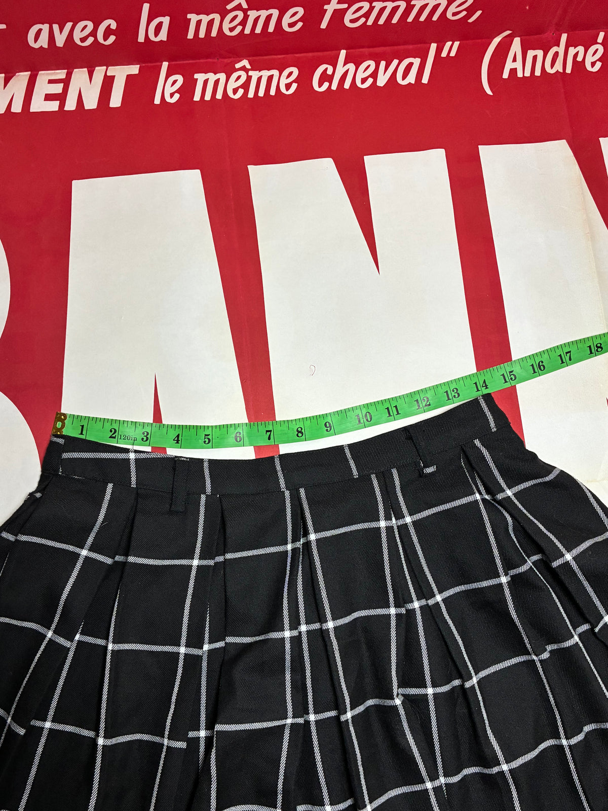 Hot Topic Plaid Pleated Skirt